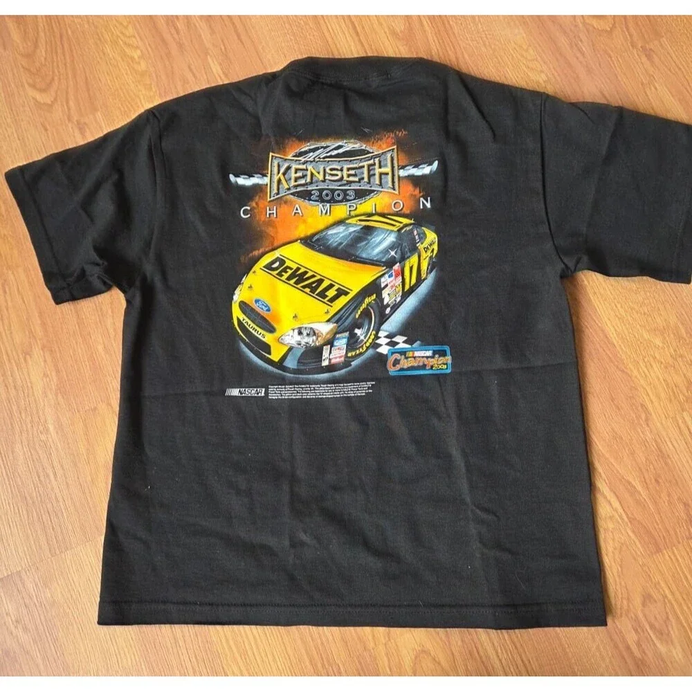 Vtg Y2K 2003 Racing Matt Kenseth #17 NASCAR Kids Tshirt SZ XS, S, M Dewalt Ford